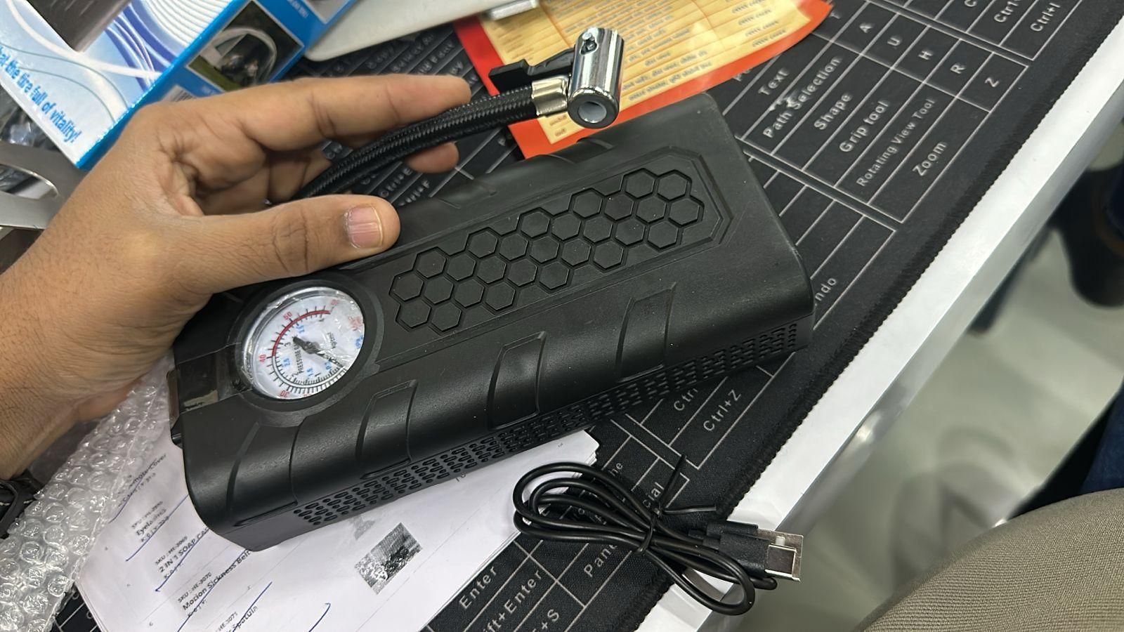 Portable Air Compressor Tire Inflator – Automatic Battery Powered Car & Bike Tyre Pump | Fast Inflation, Compact & Lightweight (440g)
