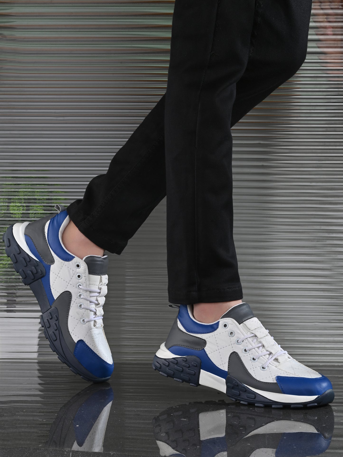 White Sneaker Shoes - Comfortable Casual Footwear for Men