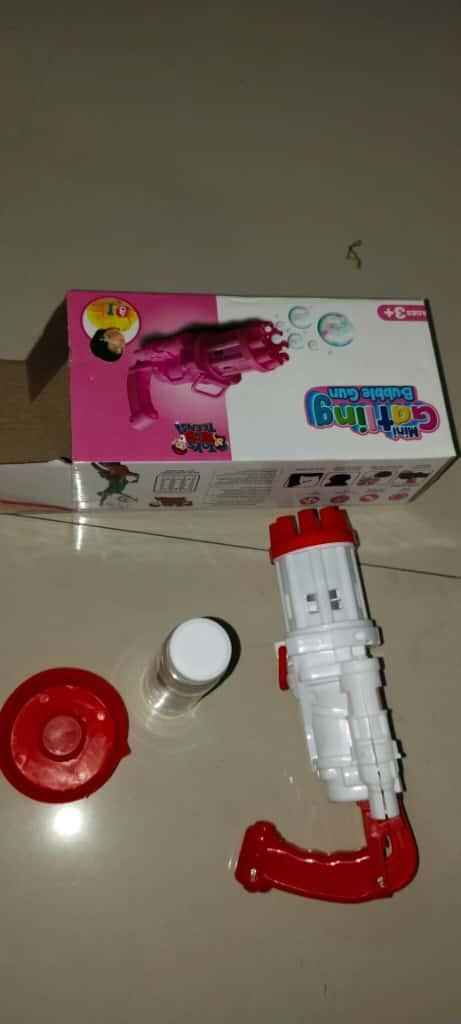 8-Hole Automatic Gatling Bubble Gun - Battery Operated Bubble Maker for Kids