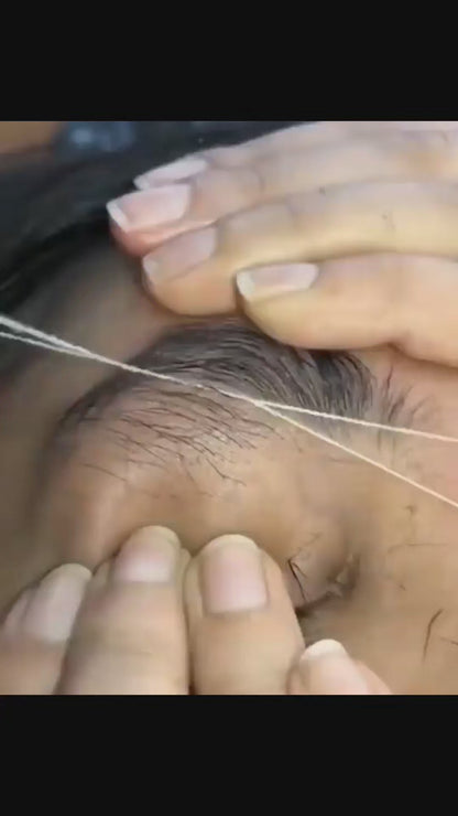 Flawless Eyebrow Trimmer for Women - Precision Hair Removal Tool