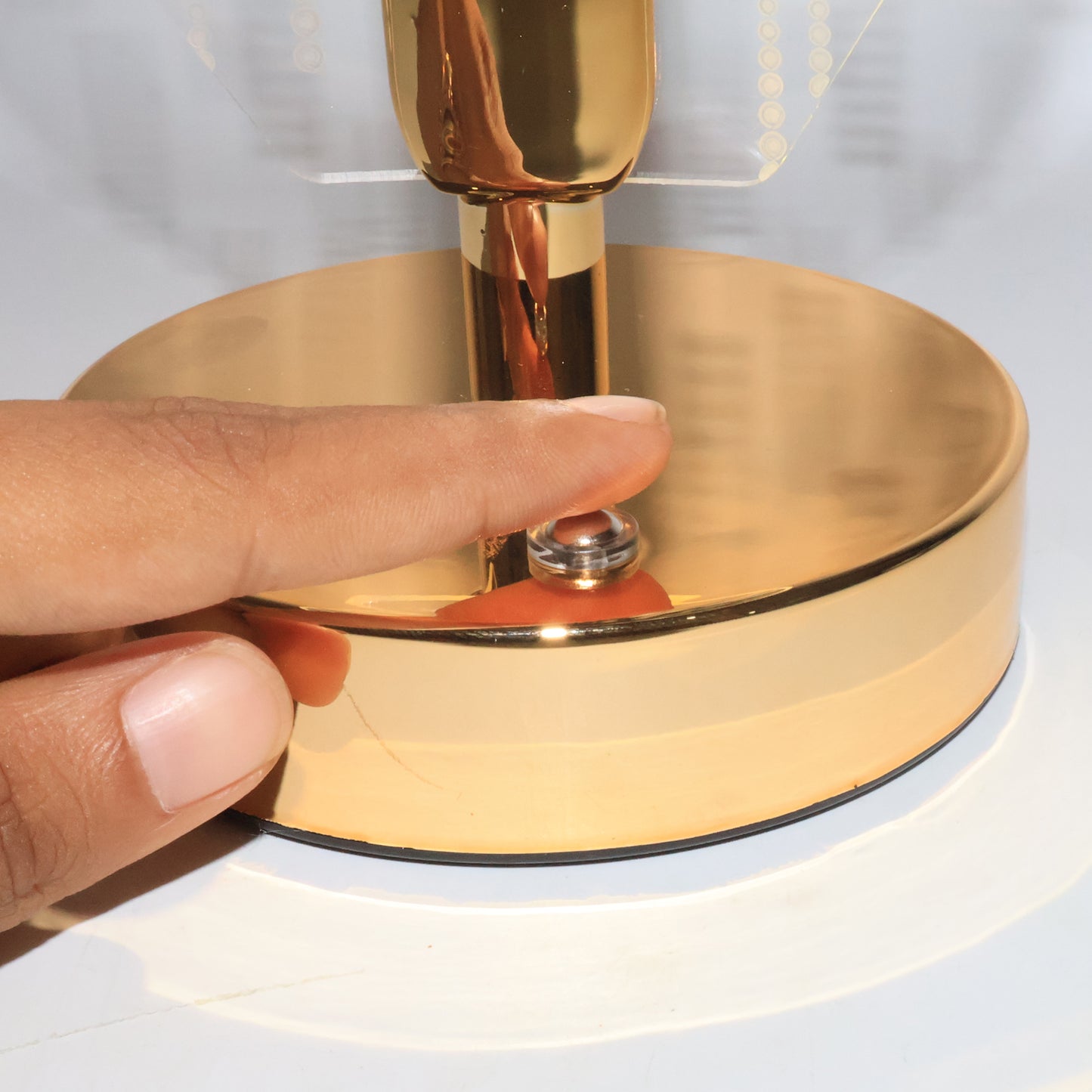 Premium Crystal LED Table Lamp - Modern Ambient Lighting Decor